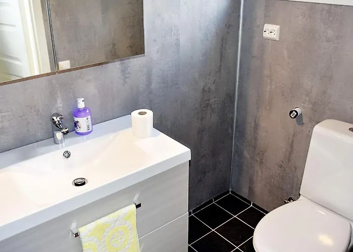 Feriehus 8 Person In